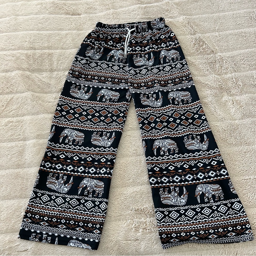 Elephant Print Pajama Pants Size 8 - Black and White